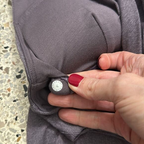 Lululemon Cross it Off built in bra tank 4 purple Heather - Picture 3 of 4